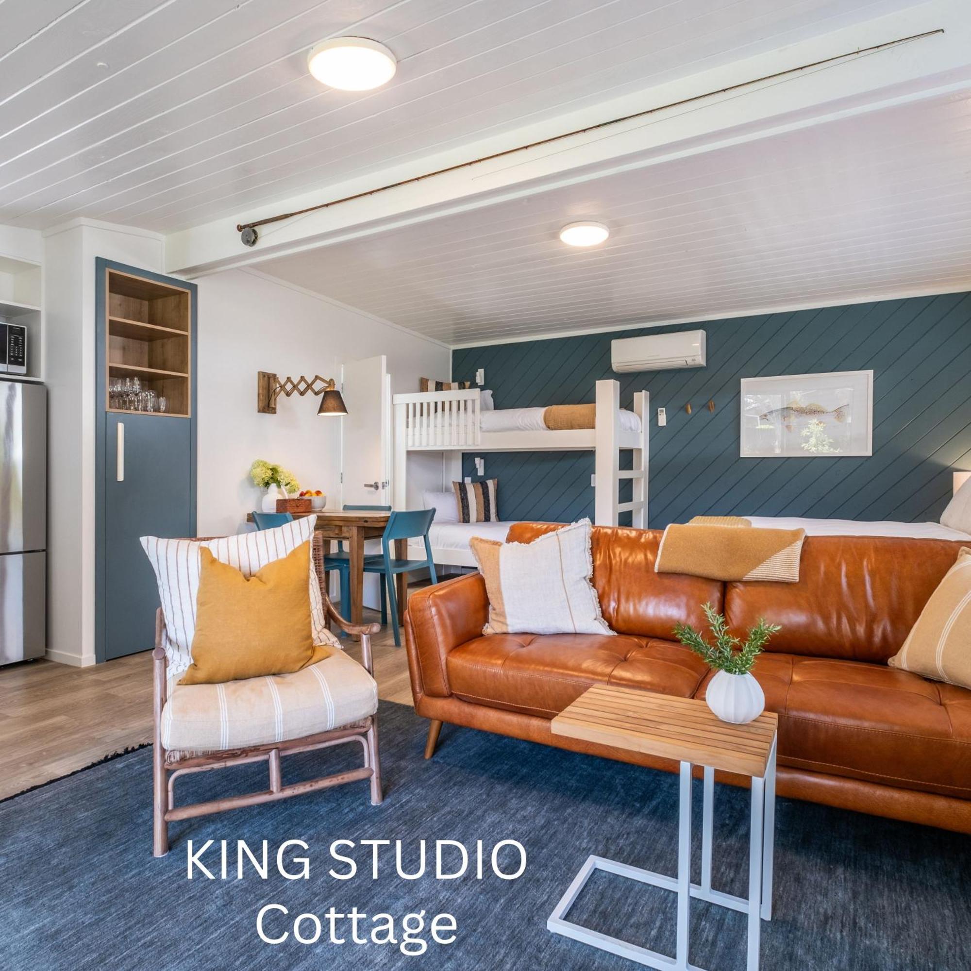The Quarters Villa Turangi Exterior photo